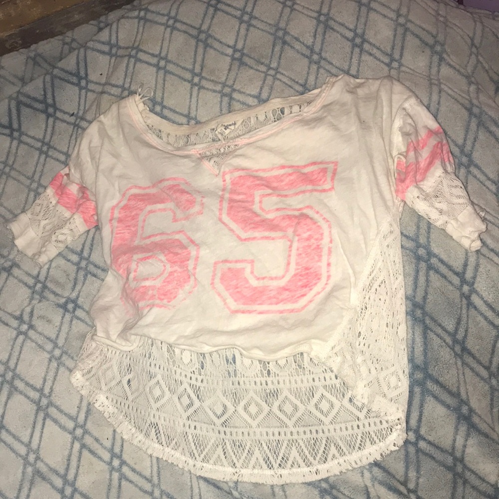 Tee shirt